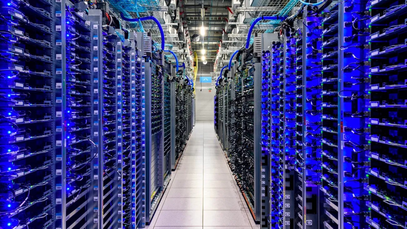 Servidores del almacenamiento en la nube de Google - elsabertecnologico.com