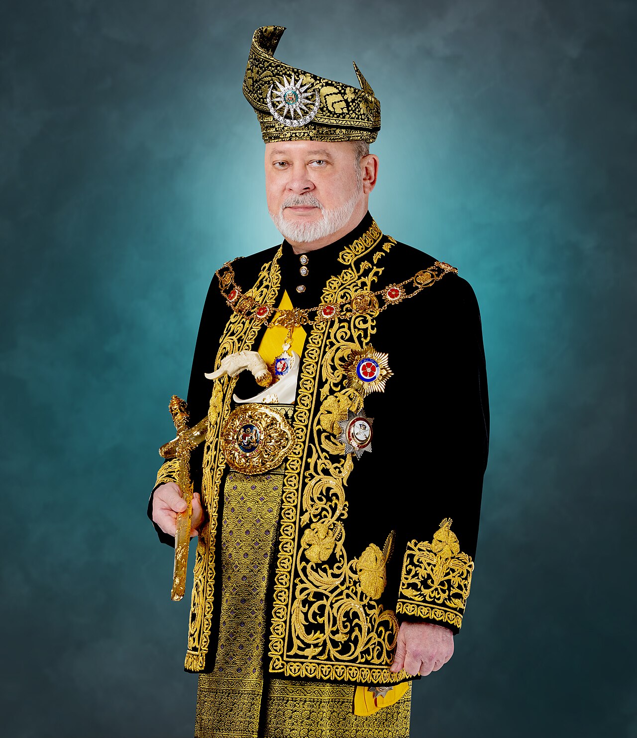 Retrato oficial de Sultan Ibrahim, Yang di-Pertuan Agong de Malasia.