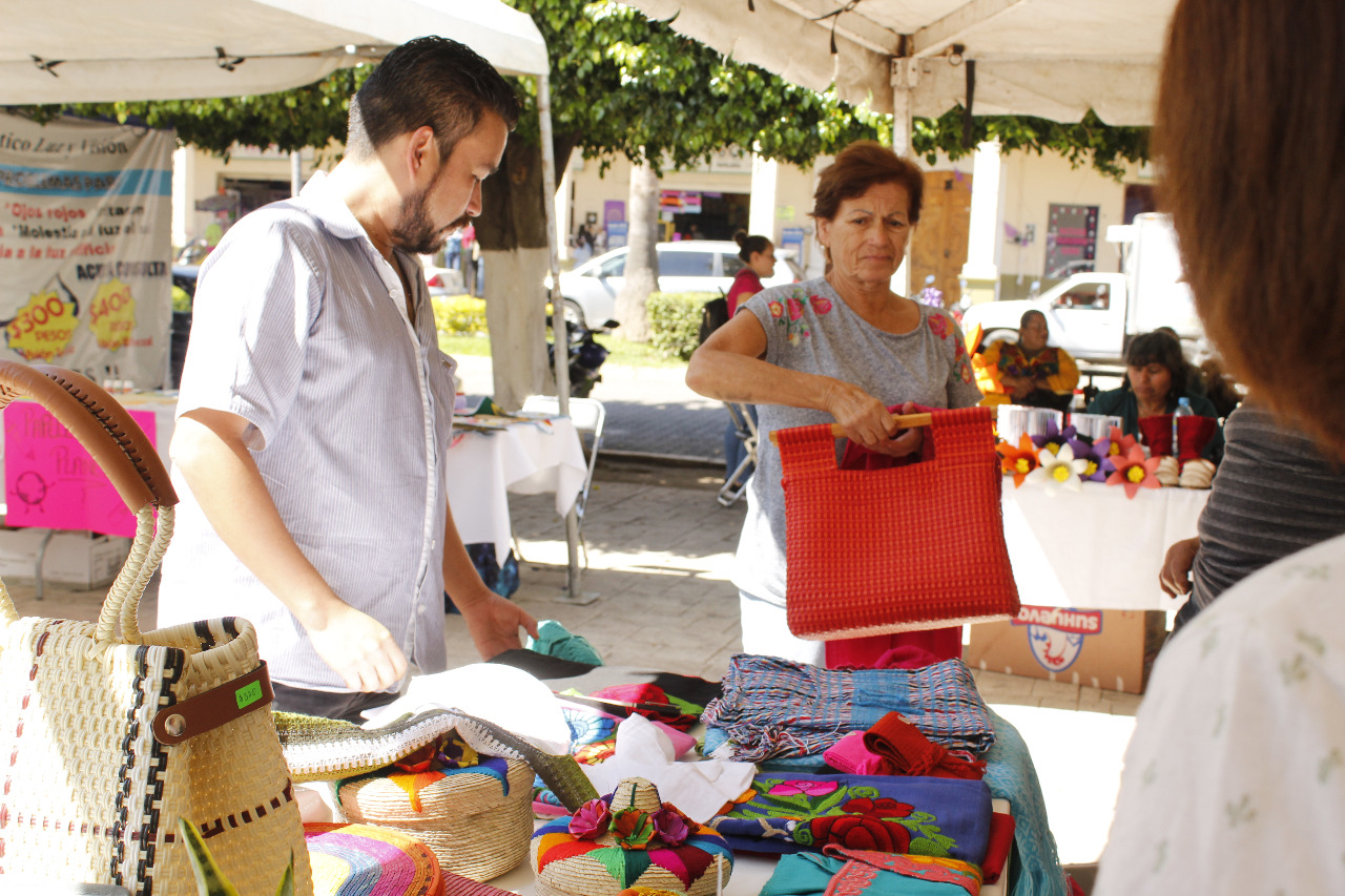Mujeres emprendedoras, 166 mujeres de la región recibieron apoyo para emprendimiento
