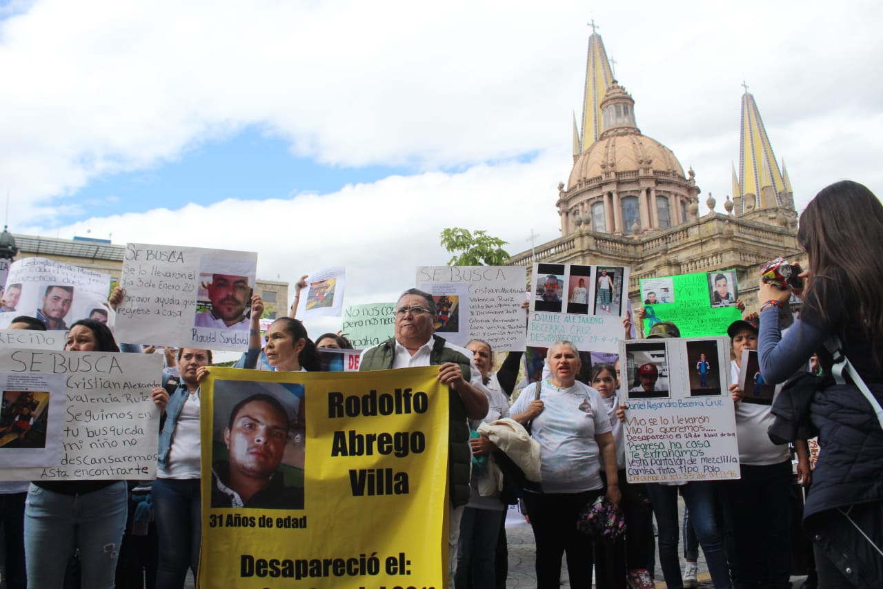 Desaparecidos Jalisco, Gobierno de Jalisco gastará más en entretenimiento que en buscar desaparecidos