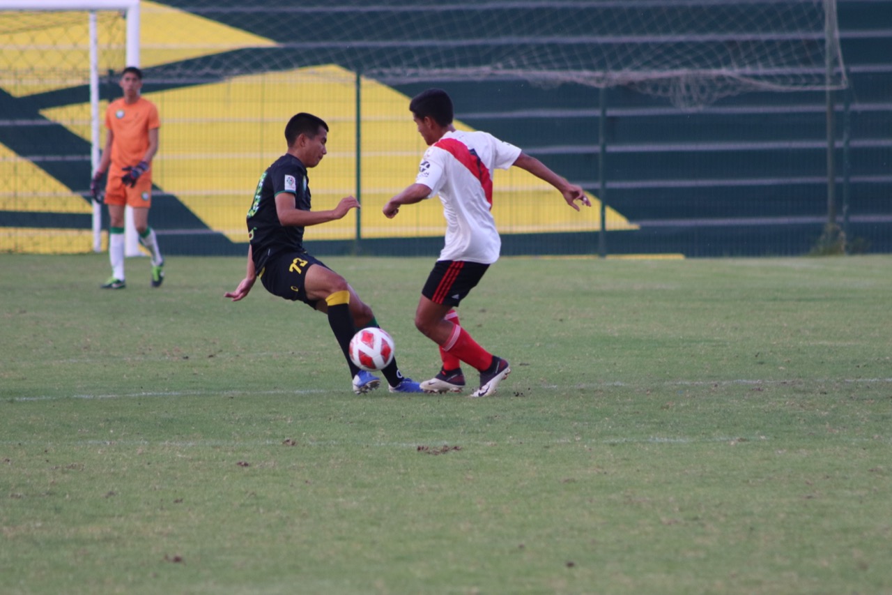 , Mazorqueros sumó su quinta victoria en la Tercera División Profesional
