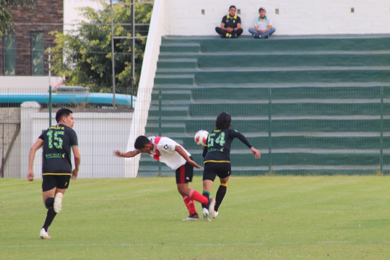 , Mazorqueros sumó su quinta victoria en la Tercera División Profesional