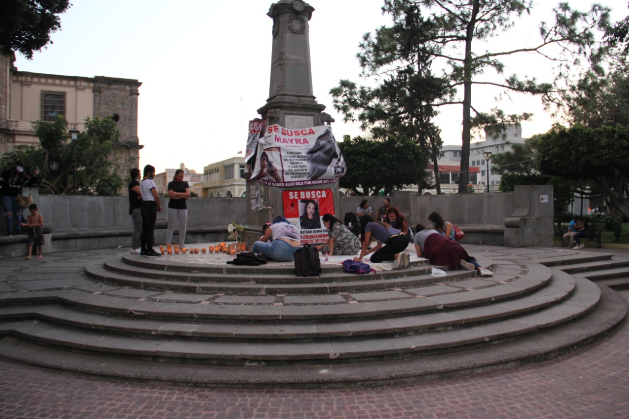 , Feministas realizan mural visibilizando la violencia de género en Ciudad Guzmán