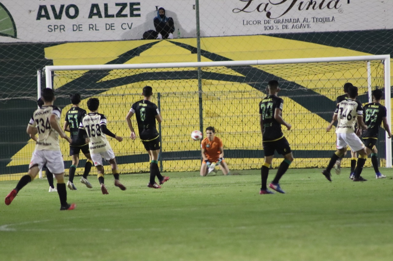 , Mazorqueros acumula otra derrota en la TDP
