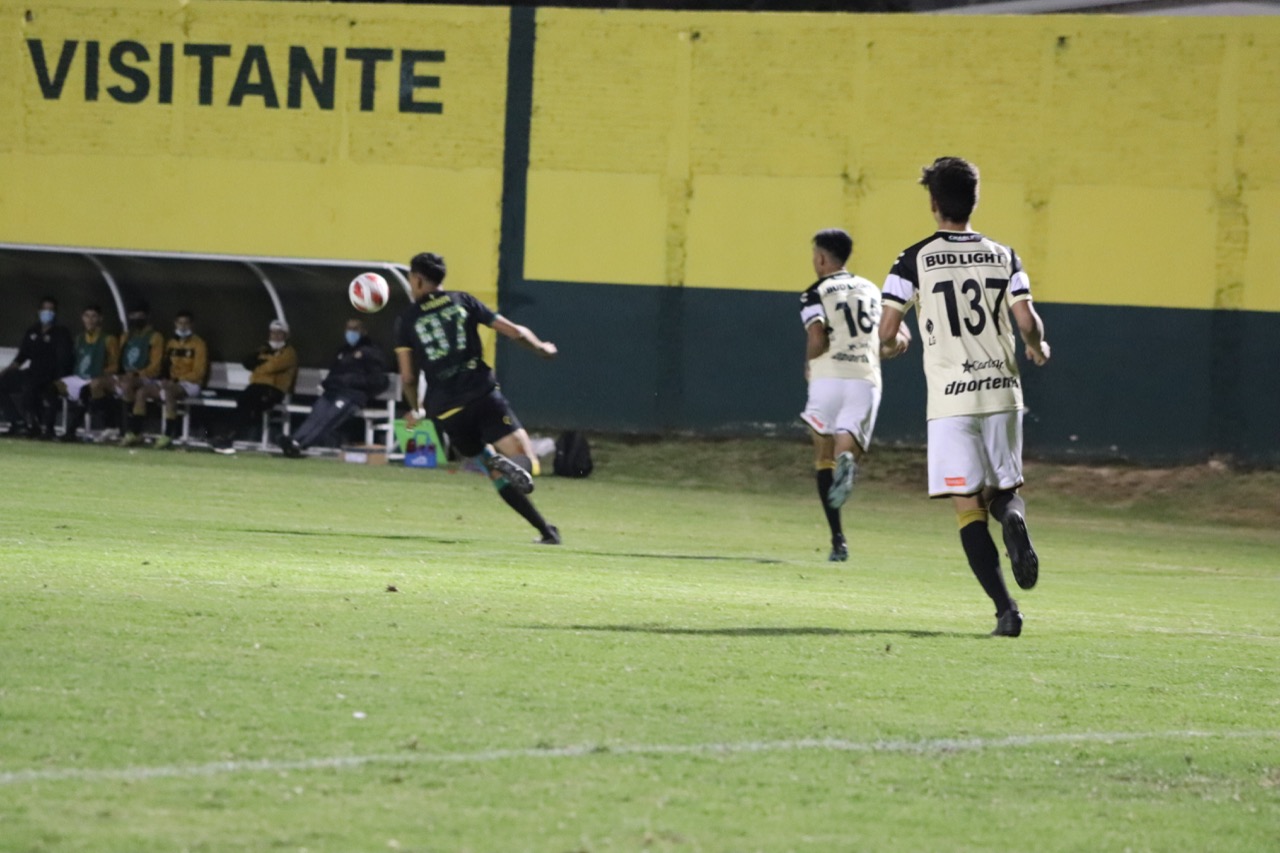 , Mazorqueros acumula otra derrota en la TDP