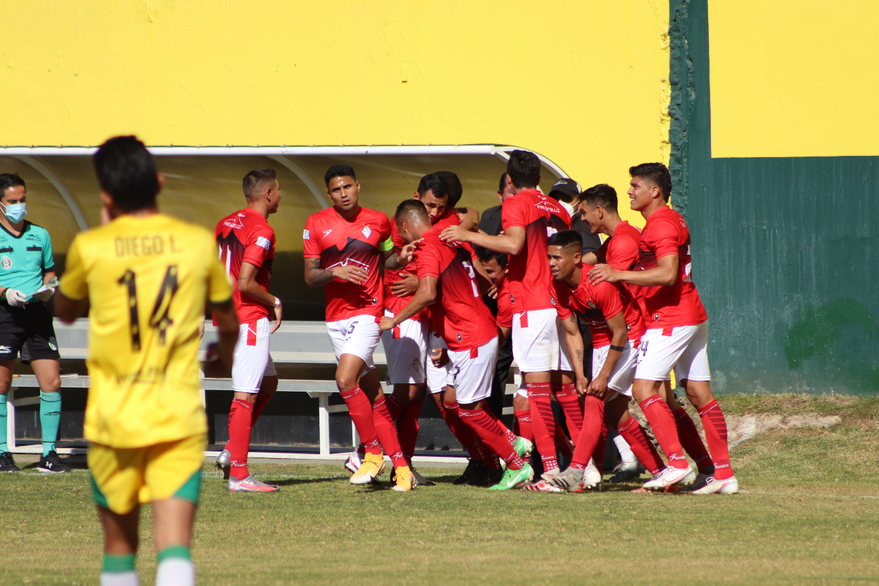 , Mazorqueros se aleja de la zona de calificación en Liga Premier