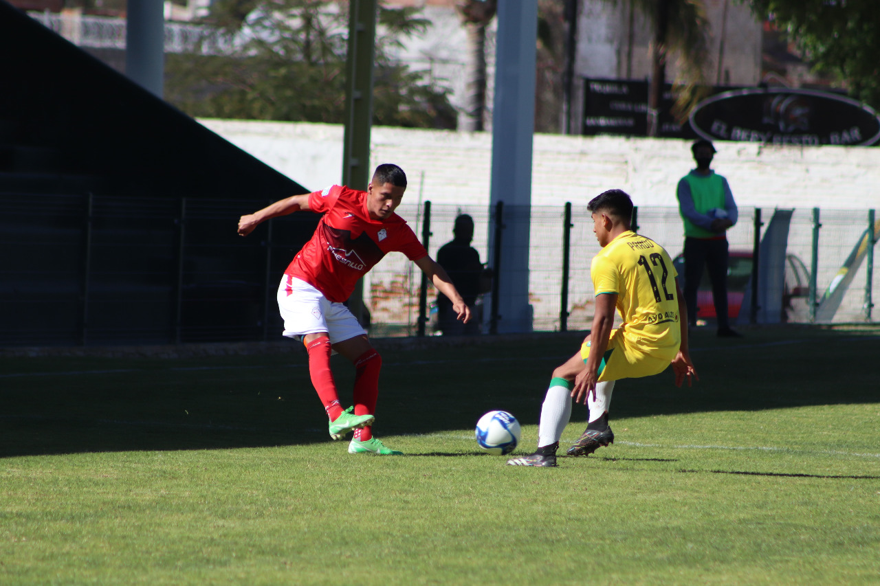 , Mazorqueros se aleja de la zona de calificación en Liga Premier