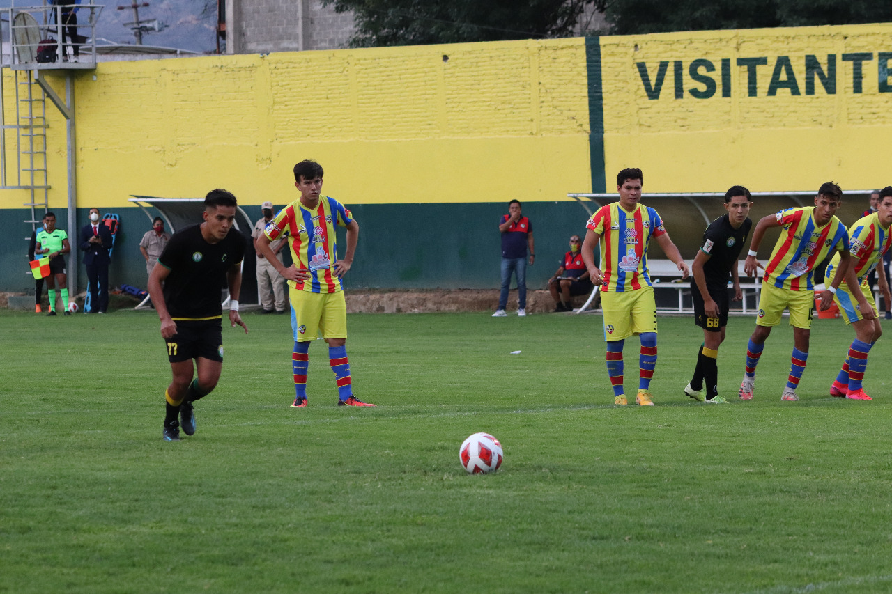 , Mazorqueros se quedó con el clásico, mañana inicia la travesía rumbo a semifinales