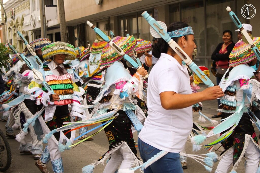 , Galería | La Sagrada Familia recorre las calles de Ciudad Guzmán