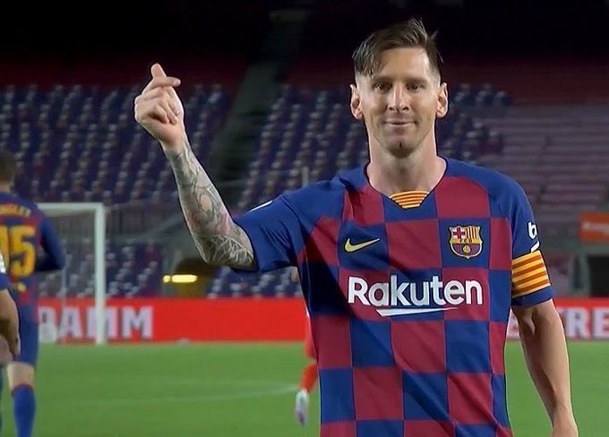 MESSI 700
