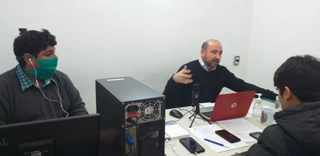 MIROLO EN LA RADIO