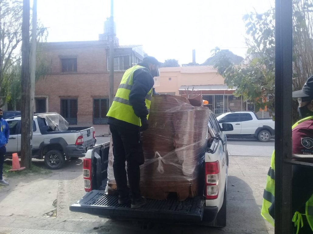 LABANDA DECOMISAN POLLOS