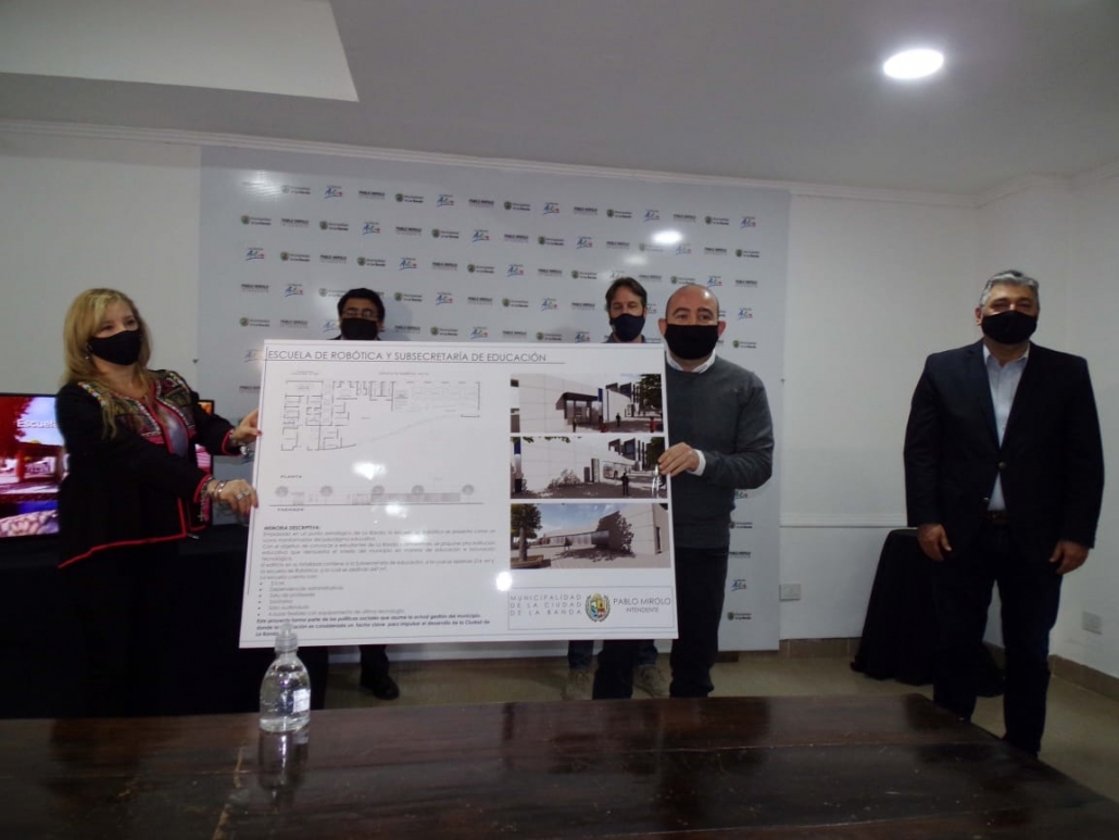 MIROLO ESCUELA DE ROBOTICA