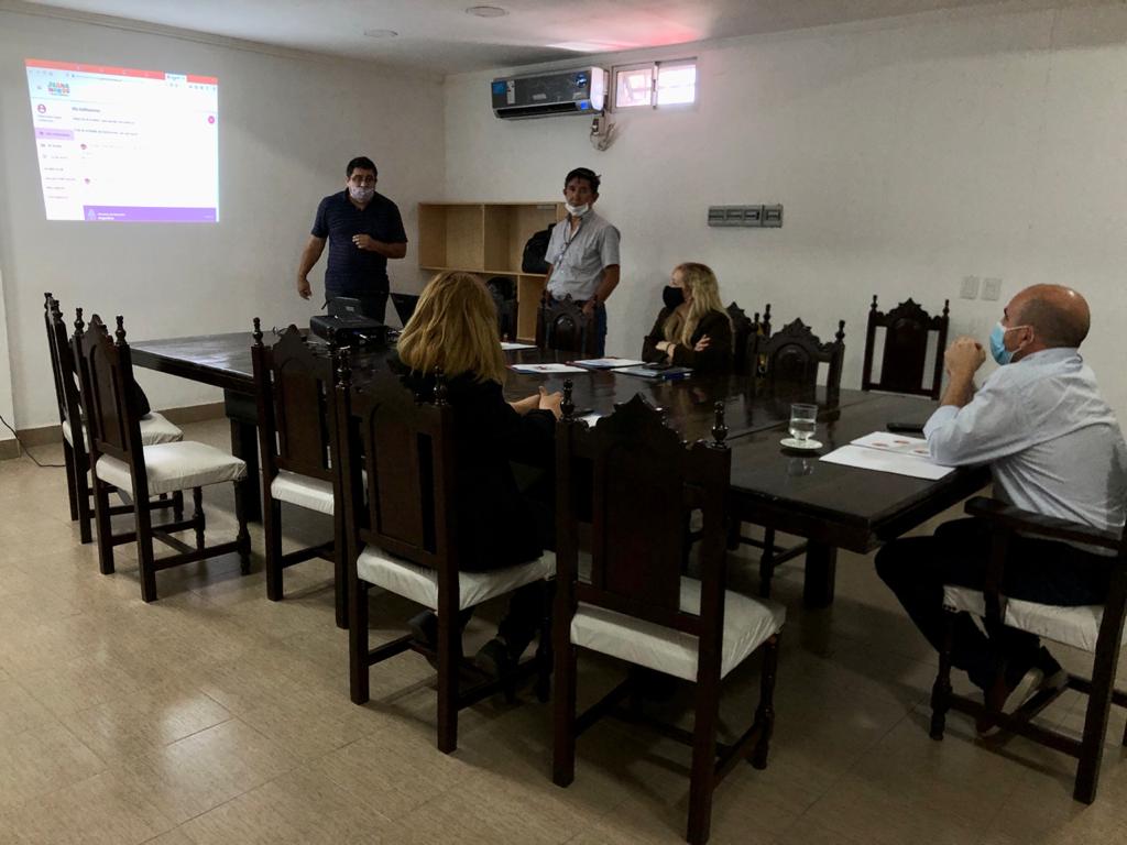 MIROLO Y PROFESORES