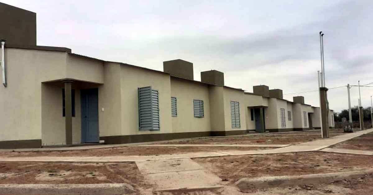 VIVIENDAS EN PINTO