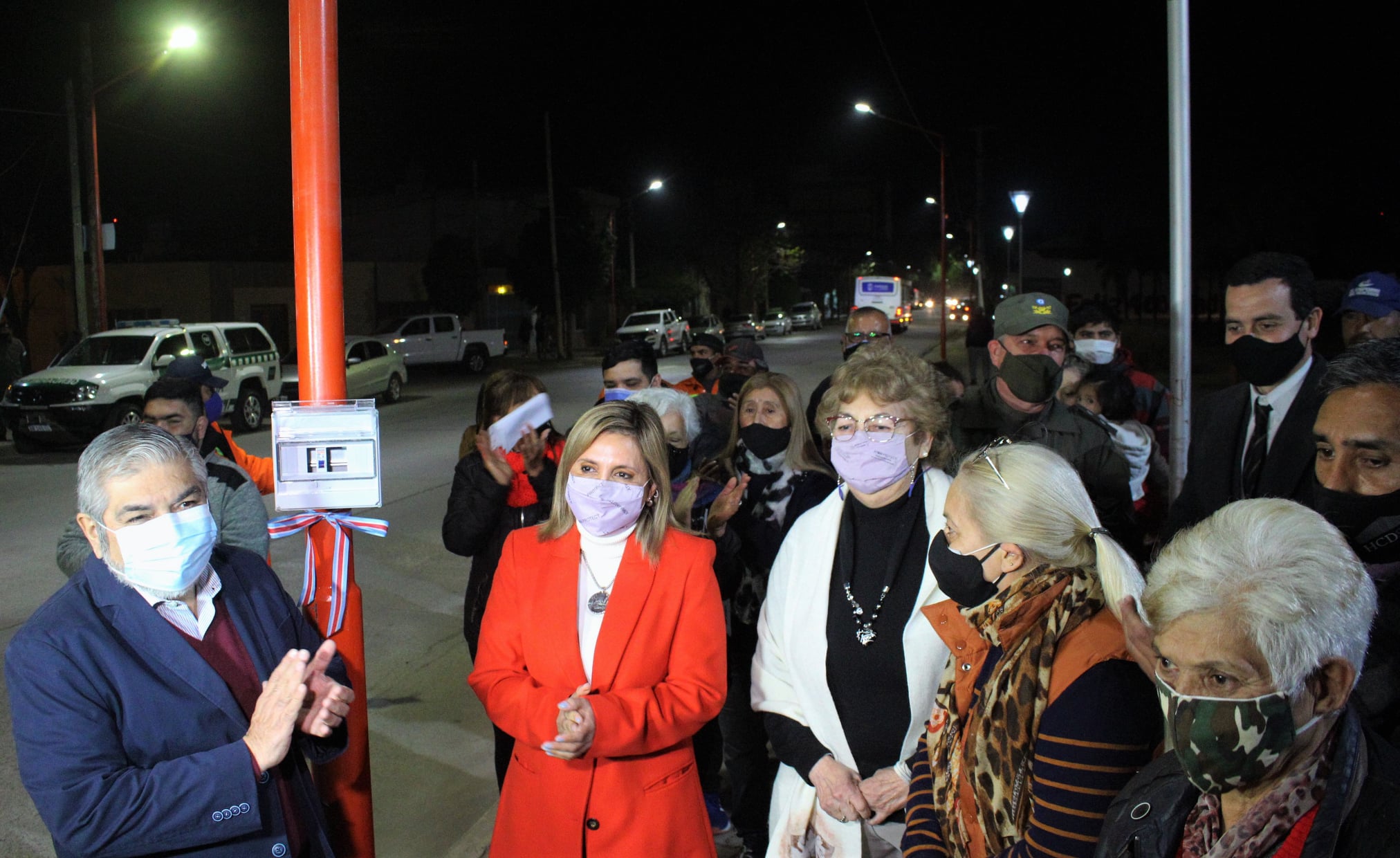 FUENTES ILUMINACION LED ROCA