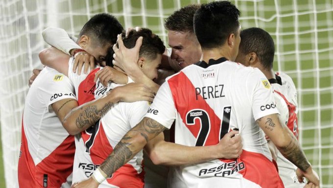 RIVER ARSENAL TAPA