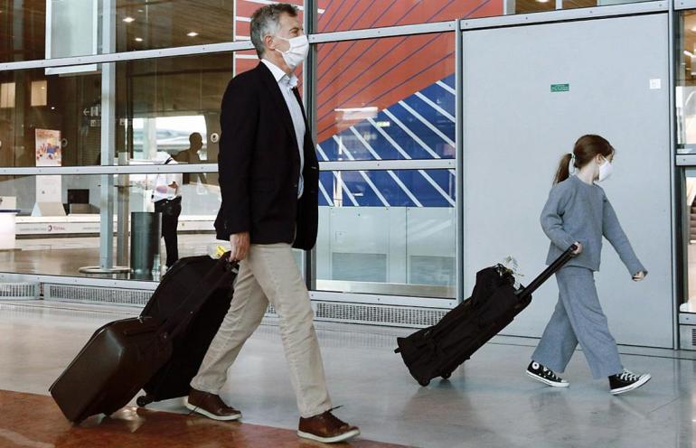 MACRI LLEGÓ AL PAIS