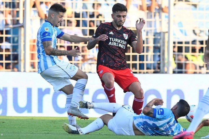 RIVER ATLETICO