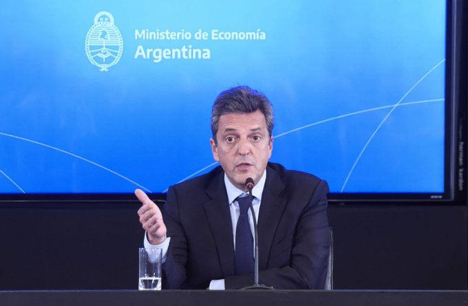 MASSA CON MINISTROS