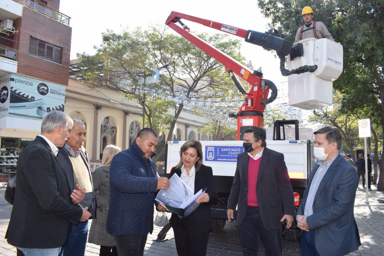fuentes grua