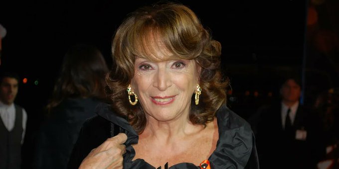 MAGDALENA RUIZ GUIÑAZU