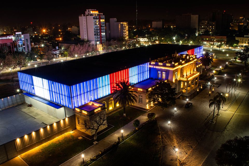 FORUM