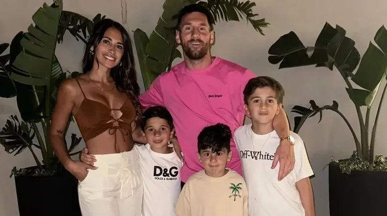 LIONEL MESSI Y FLIA