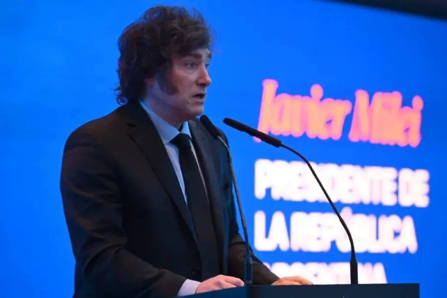 JAVIER MILEI CONTRATOS