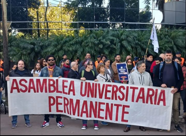 ASAMBLEA UNIVERSITARIA PERMANENTE