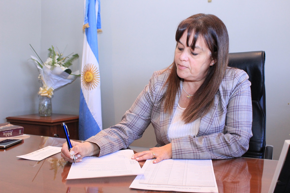 DRA MARIA ROSA RODRIGUEZ