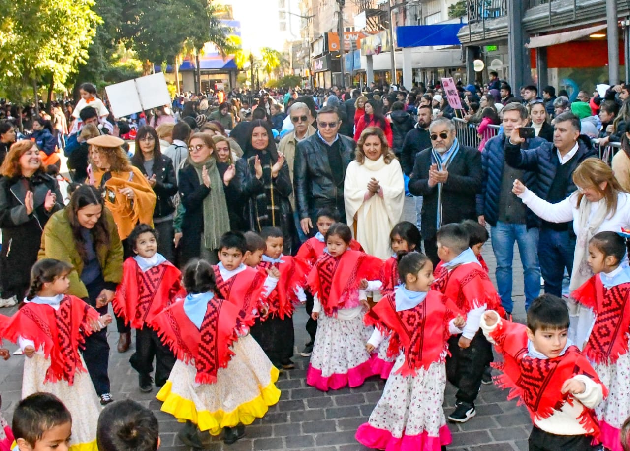 SANTIAGO BAILA