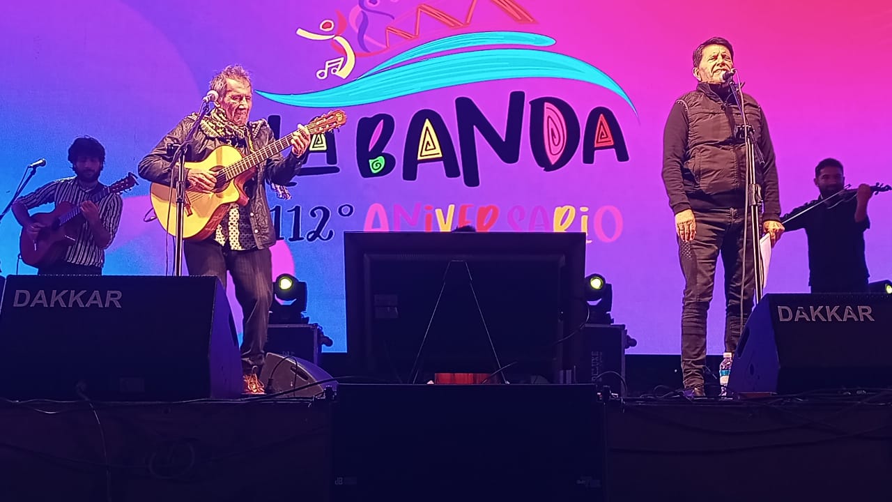 CUTI Y ROBERTO CARABAJAL