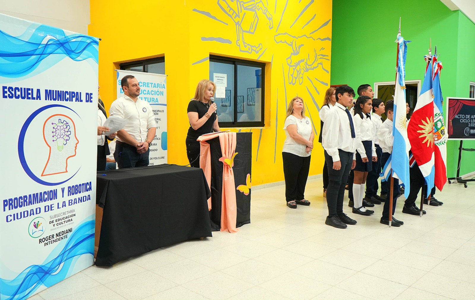 ESCUELA DE ROBOTICA