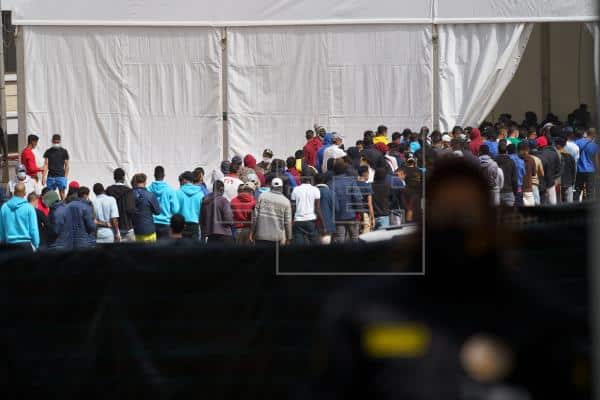 Lee más sobre el artículo Diversas organizaciones exigen no enviar más inmigrantes a centros sin garantías anti covid-19