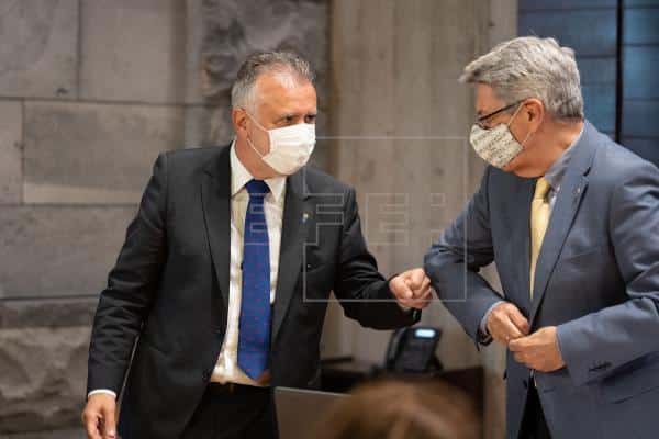 Lee más sobre el artículo Gran Canaria y Tenerife siguen en nivel 3 pero el toque de queda se atrasa en ambas islas a las 23.00 horas
