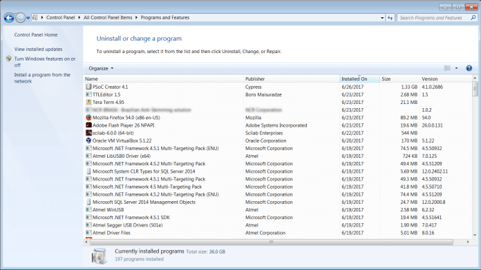 Entrada criada no Program and Features do Windows
