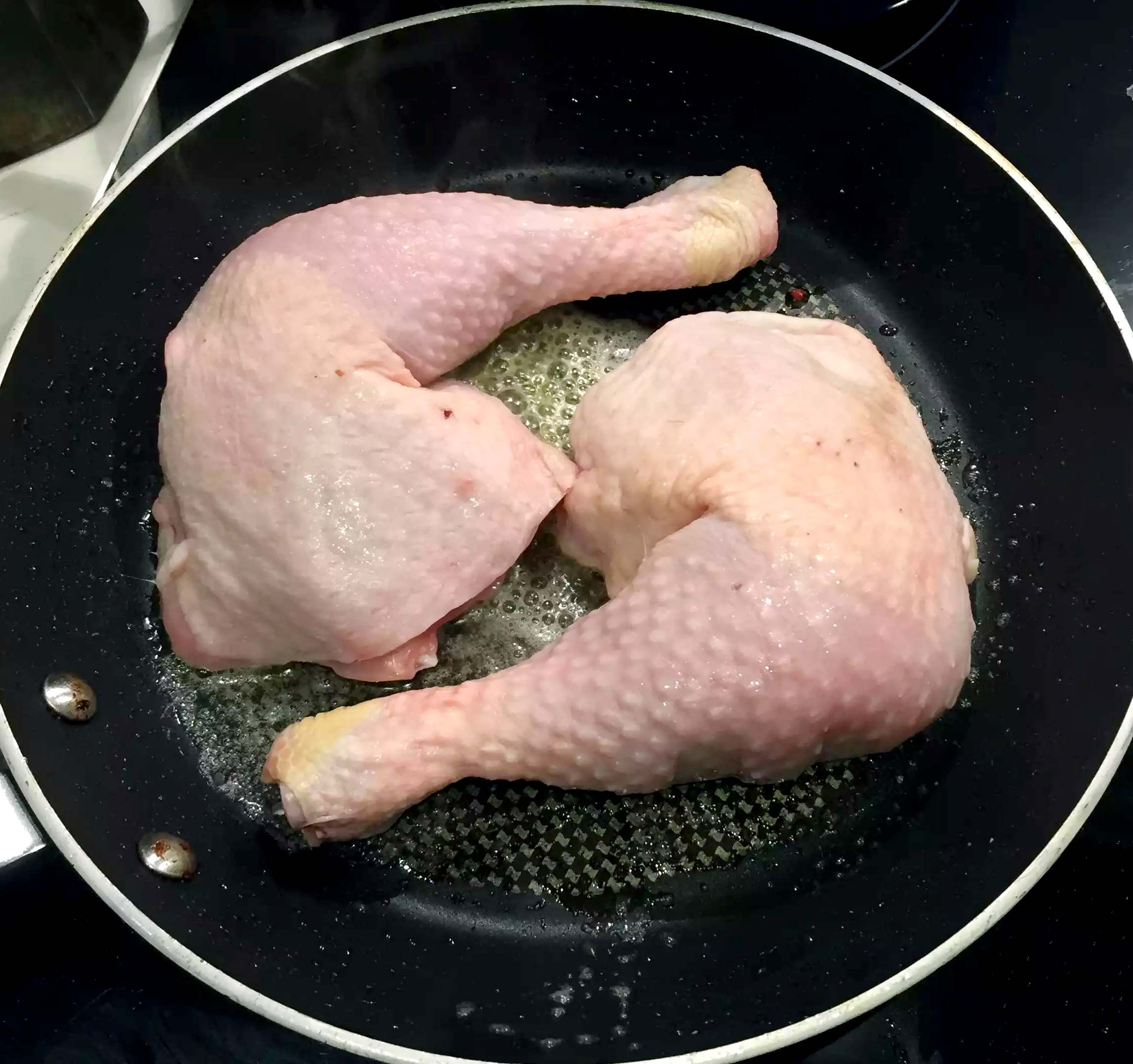 Coq Au Vin (Chicken in Red Wine) by Emma Eats & Explores - Grainfree, Glutenfree, SCD, Paleo, Dairyfree, Sugarfree