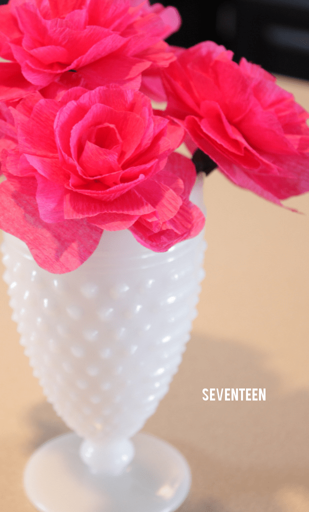 How to Use Crepe Paper Wedding Decor