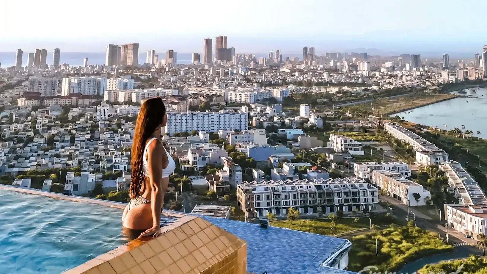 Danang town infinity pool