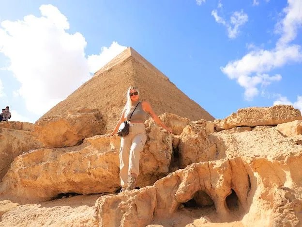 Best way to visit Pyramids of Giza