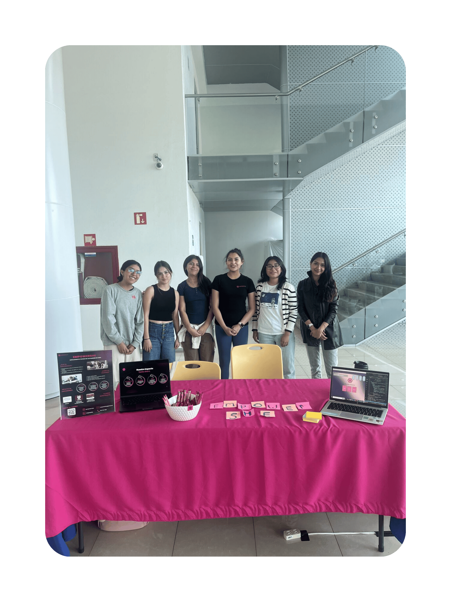 EmpowerShe en feria de proyectos del congreso ECOS (Tec Campus Puebla) - Marzo 2025