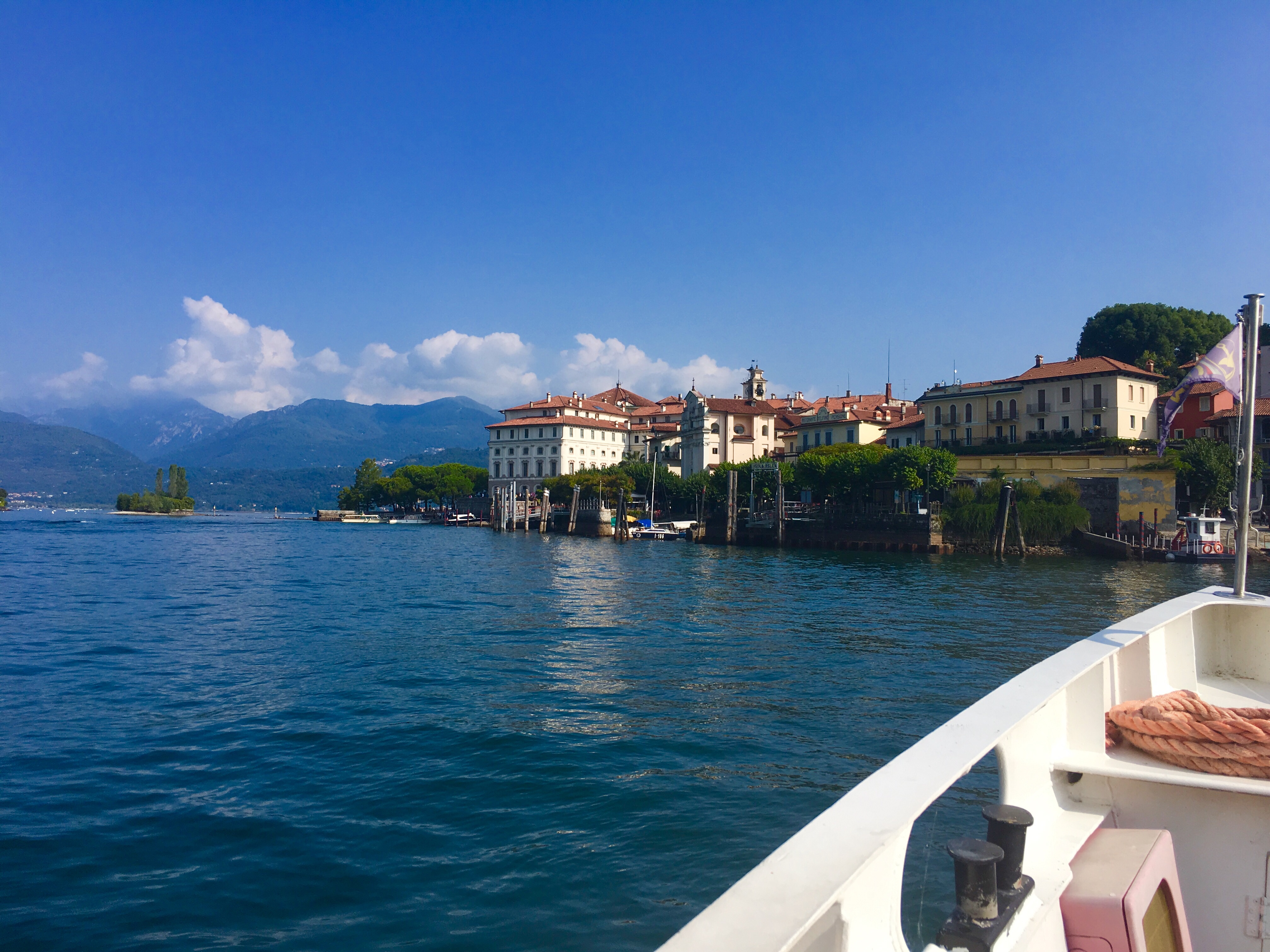 Arriving at isola Bella