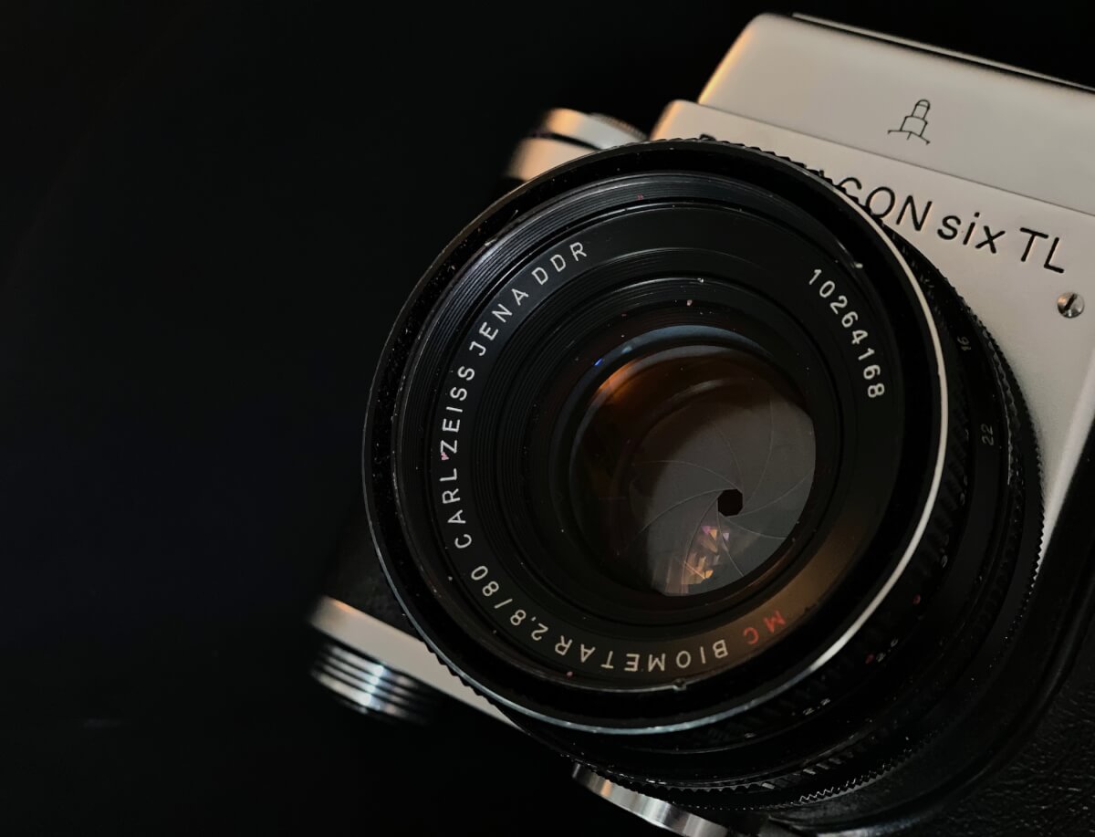 フィルムカメラ Pentacon Six TL + Bior 2.8 / 80 Review: The Pentacon Six TL – davidde.com