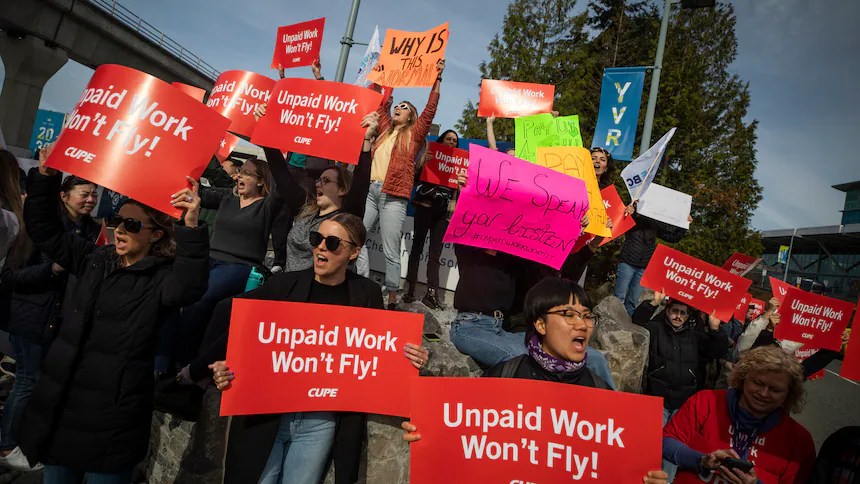 Union claims airlines are ‘flying the plane’ in Ottawa’s unpaid work probe