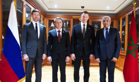 Lower House Deputy Speaker Holds Meeting with Delegation from Russian Federation Council