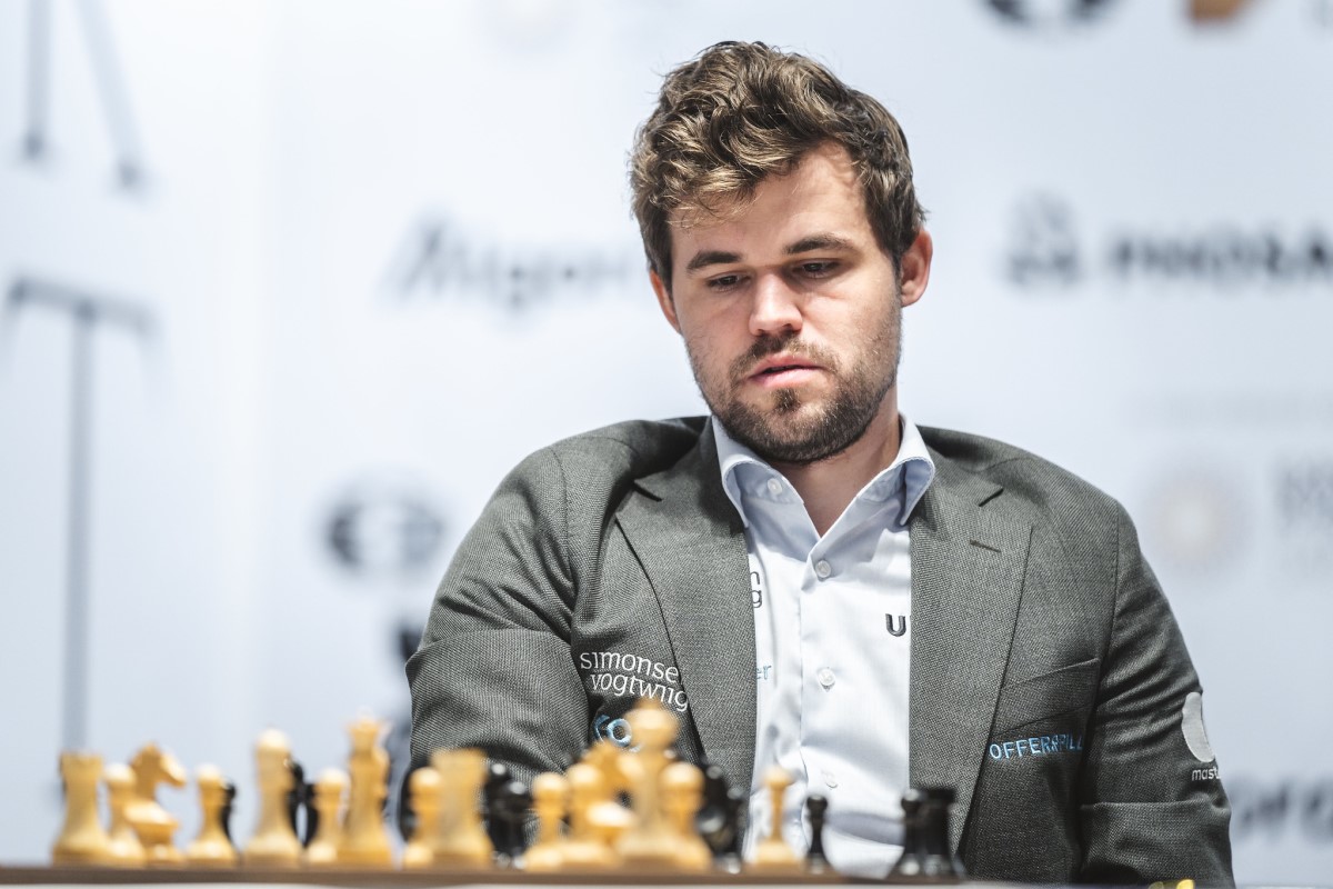 Tata steel chess, grenke chess classic, zurich chess classic and more with video commentary and powerful analysis tools. Carlsen Is Still The Champ Games And Commentary Chessbase