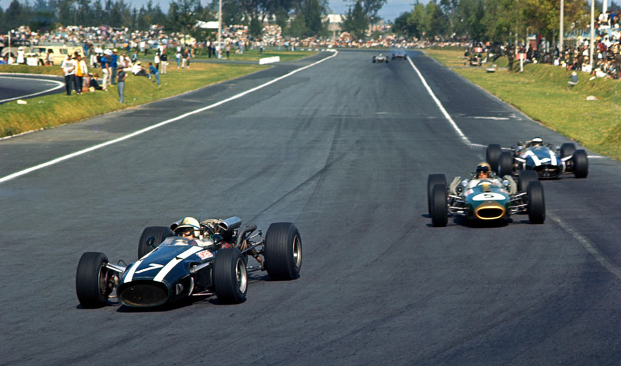 John Surtees Ends Turbulent Year With Victory Formula 1