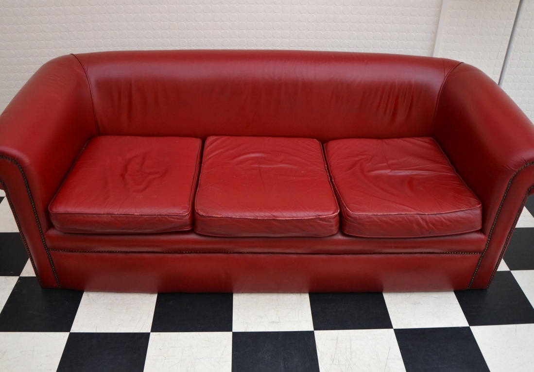 Leather sofa singapore: everything you need to know about a sofa