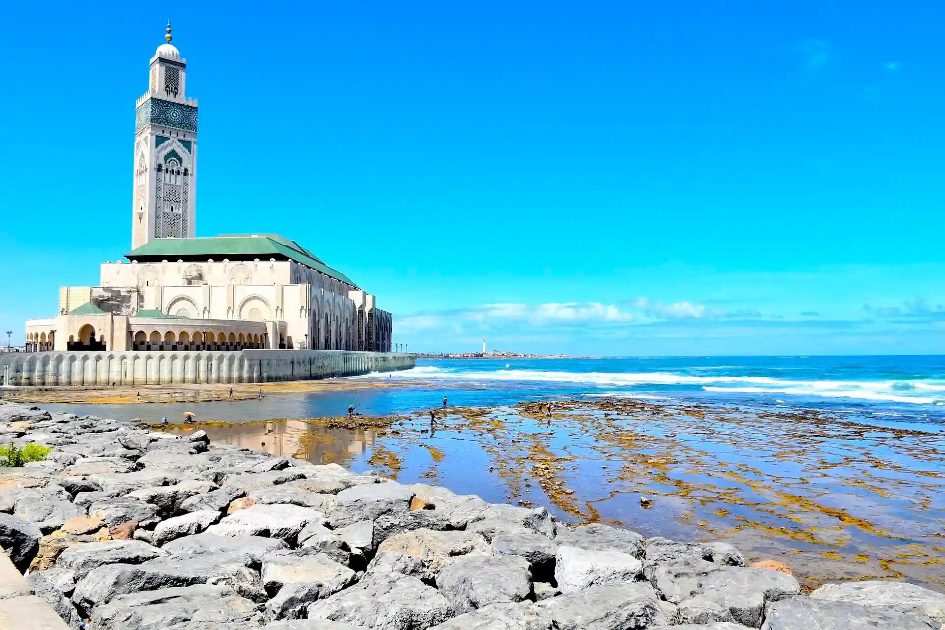 Mosque Hassan 2 by atlantic ocean during atlantic coastline tour
